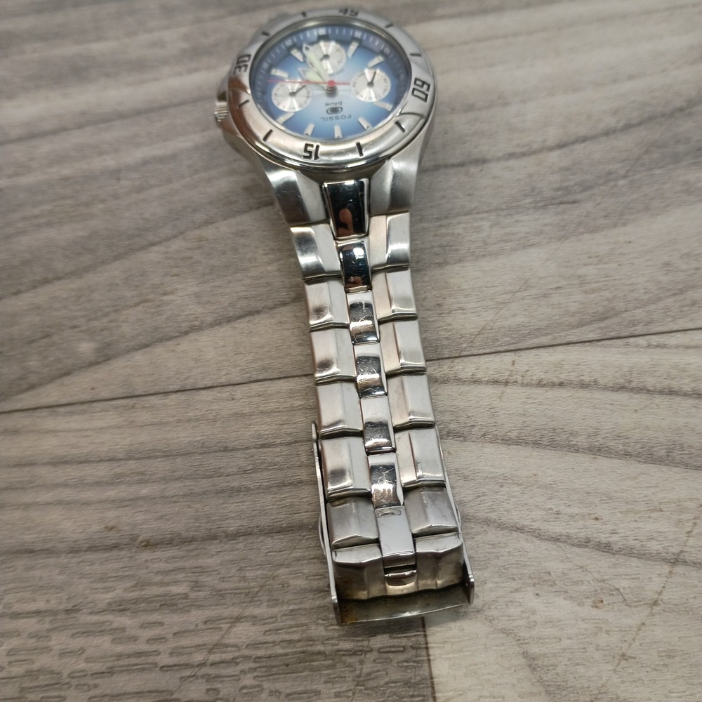 Fossil Blue Ladies Dive Watch 100m BQ-9199 New Battery Installed 6.5" - Picture 4 of 9